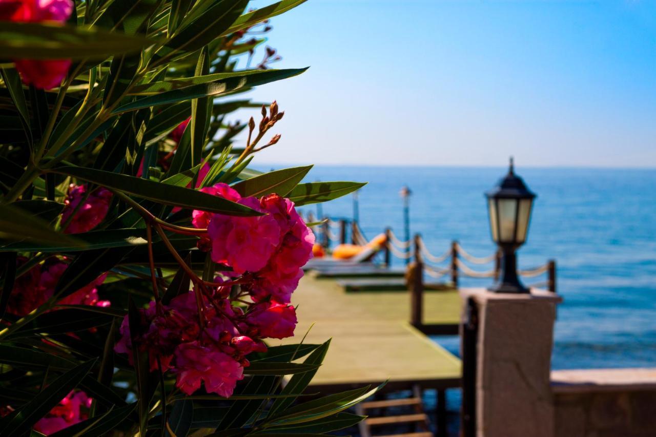 Kayalar Blue Beach Hotel Sazlı Exterior foto